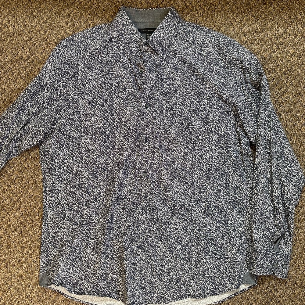 Banana Republic Blue and White Casual Button Down Shirt